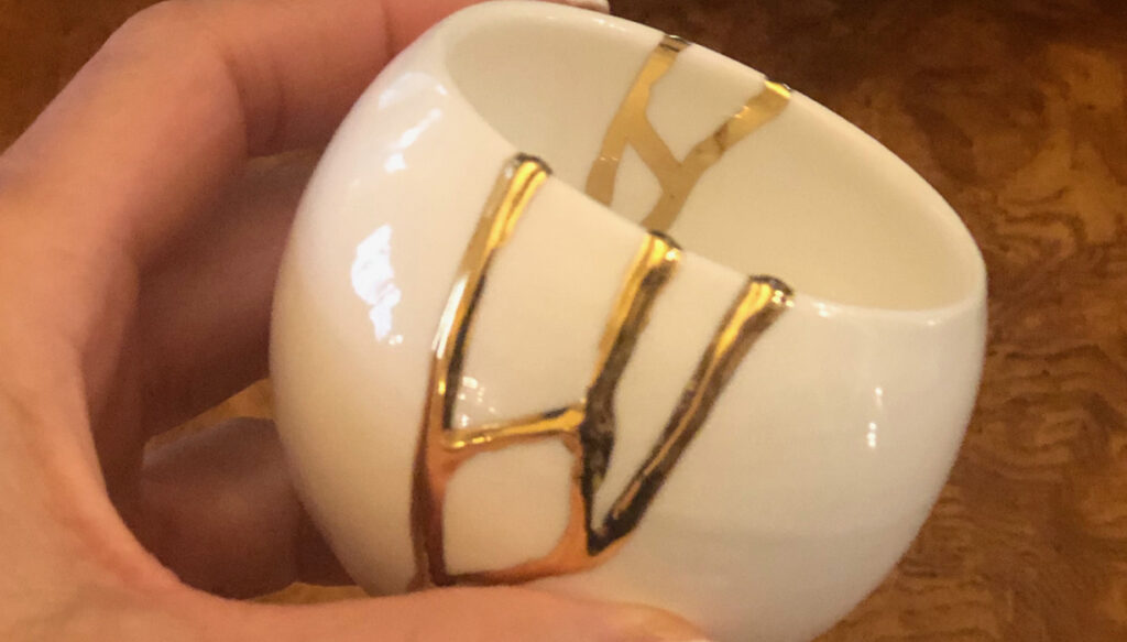 Kintsugi: The Japanese Art of Finding Beauty in Broken Dishes